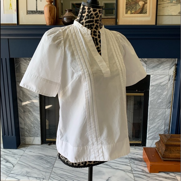 Anthropologie Tops - Anthropologie crisp white cotton top, excellent condition.